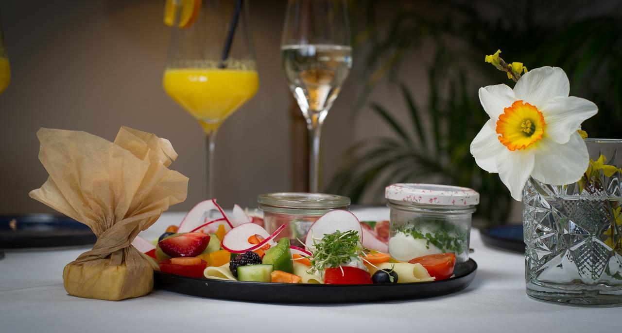 Cafe-Restaurant Leo Otel Kalsdorf bei Graz Dış mekan fotoğraf