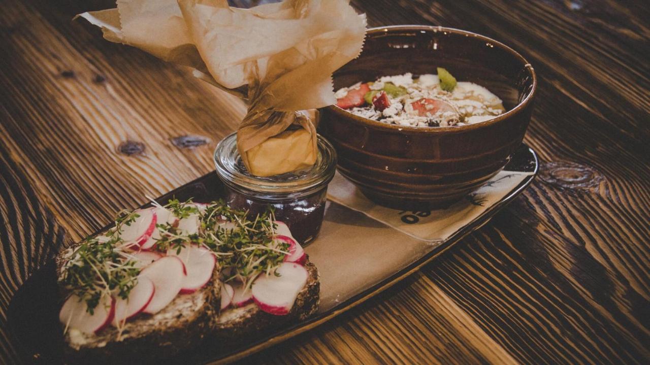 Cafe-Restaurant Leo Otel Kalsdorf bei Graz Dış mekan fotoğraf