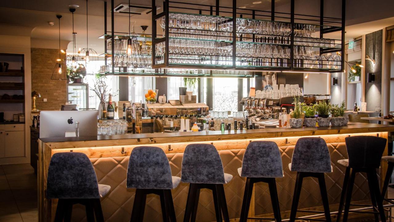 Cafe-Restaurant Leo Otel Kalsdorf bei Graz Dış mekan fotoğraf